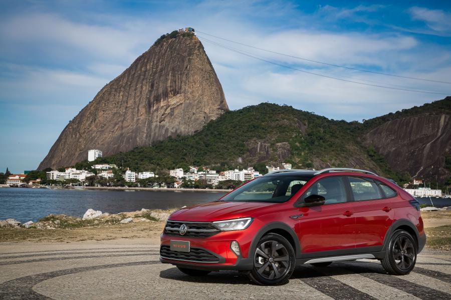  Volkswagen Nivus Highline 200 TSI Launching Edition 2020 года  (LA) (фото 13 из 40)